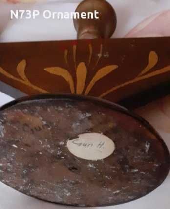 Стар Дървен Свещник.