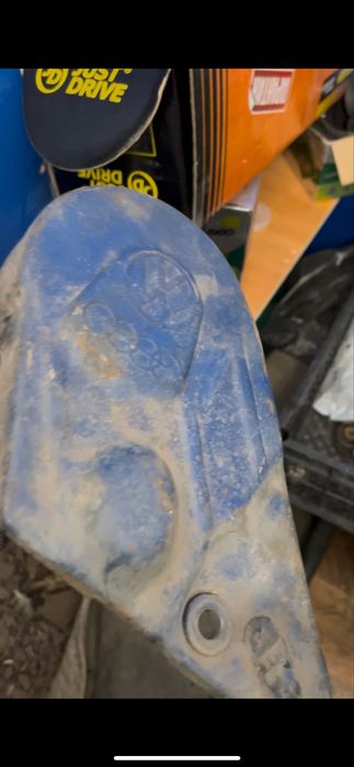 Запчасти на ауди 80 б3