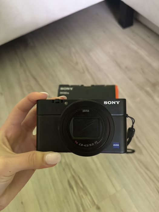 Sony RX100VII камера