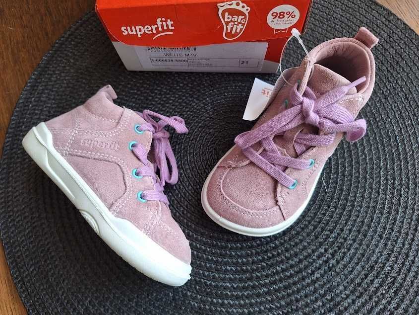 Нови обувки/сникърси на Biomecanics и Superfit, н. 21