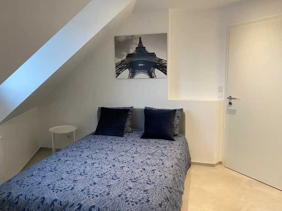 Дава се под наем Двустаен апартамент в Пловдив, Изгрев - 65 кв.м за 280.5 € - Снимка #1