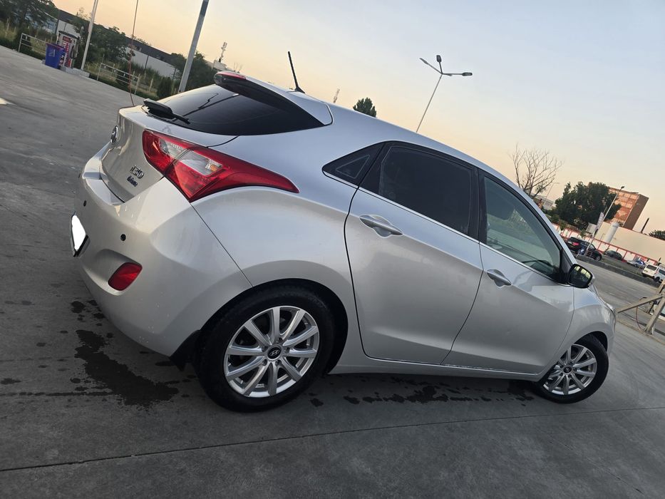 HYUNDAI i30 2013 — imagine 4