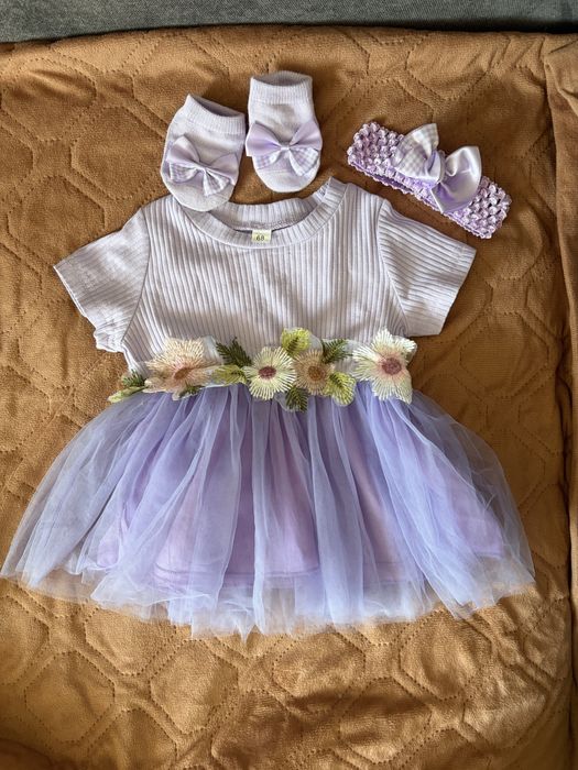 Продам платье 3-6 мес , 68р