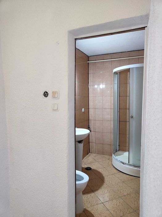 Vand Garsoniera in Turnisor