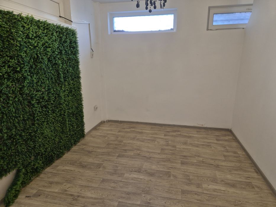 ULTRACENTRAL Spațiu modern langa Judecatoria Craiova-birouri/salon