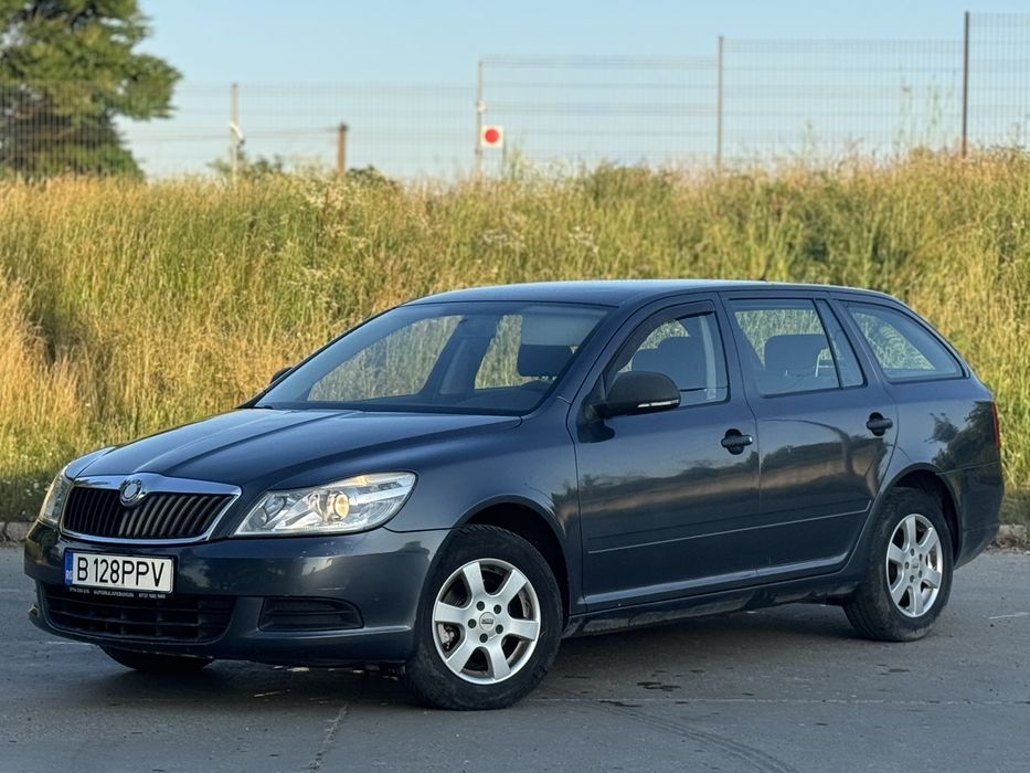 SKODA Octavia 2010 — imagine 2