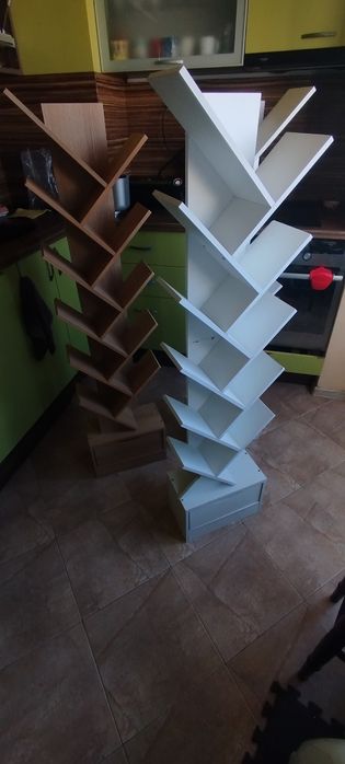 Библиотека / етажерка за книги