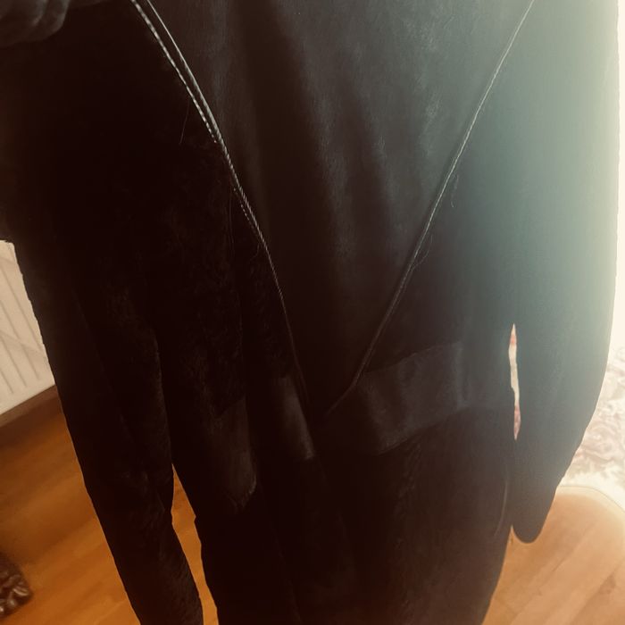 Blana naturala  culoarea neagra