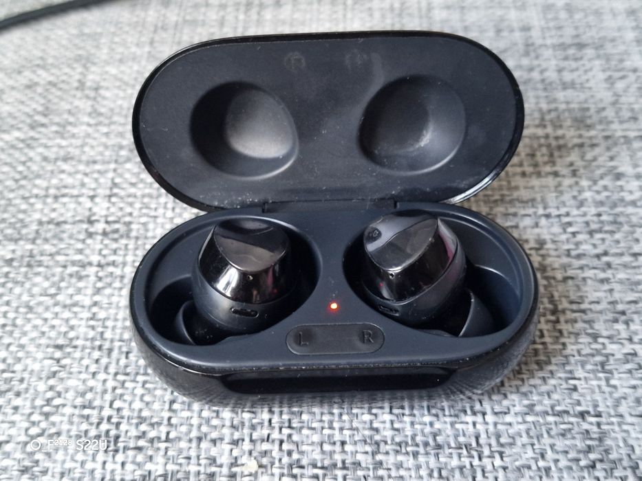 Наушники Samsung buds plus