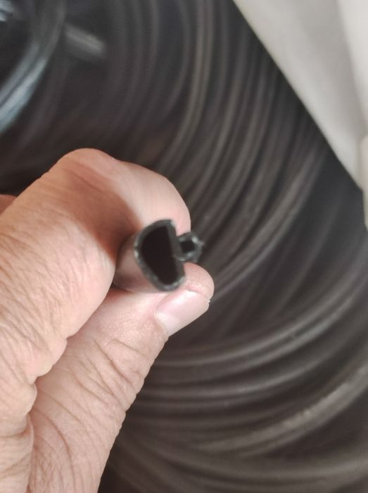 Уплотнительные резинки для пластиковых окон