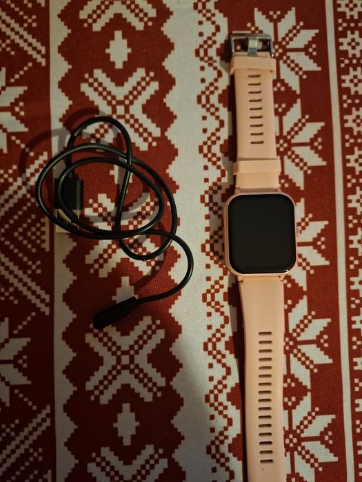 Smartwatch -Apeluri,monitorizare sanatate,rezistent la apa