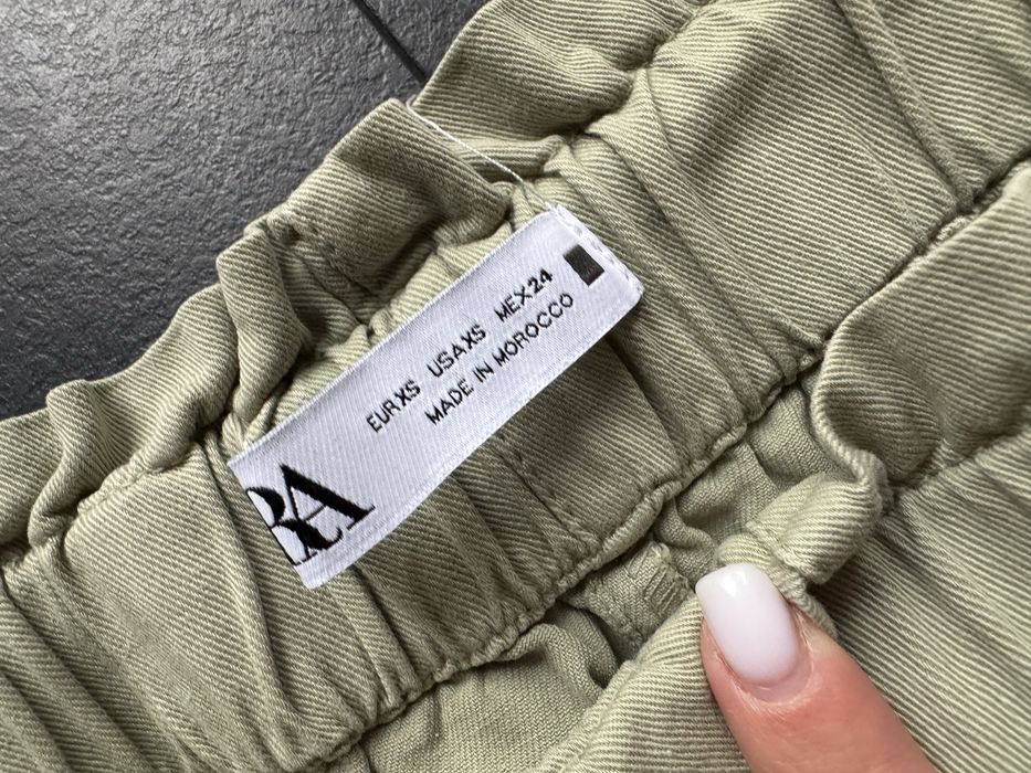 Зелен панталон Zara