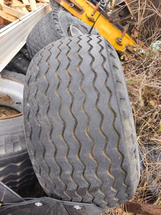 Селскостопански гуми с джанти 400/60-15.5