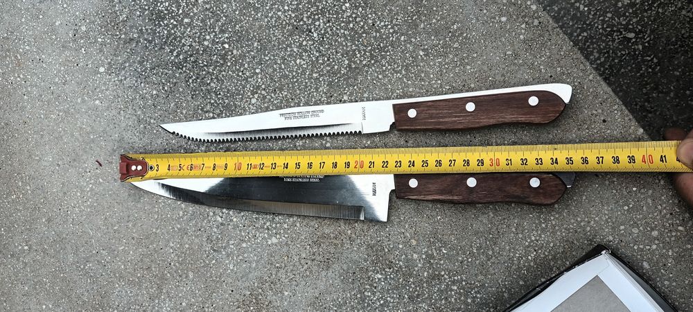 Cuțit, set în cutie