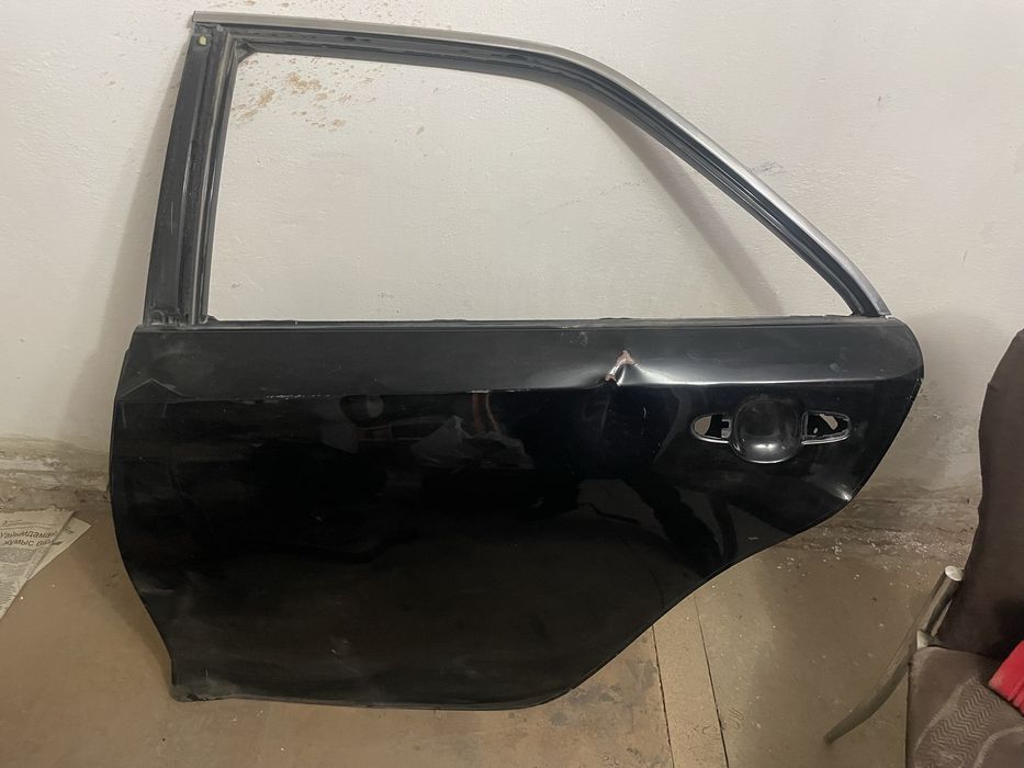 Камри 50 задний левый дверь