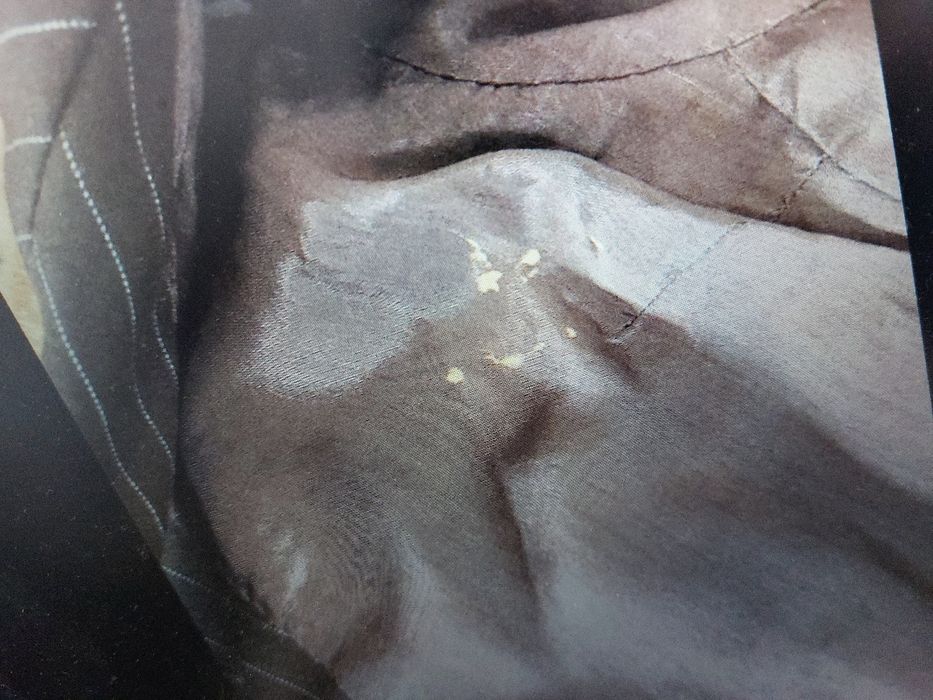 Redus! Costum minunat din stofa fina de lana confectionat in atelier