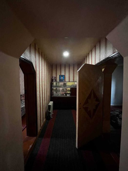 Срочно сдается дом 5 комнат,8 соток.ул.Мухтара Ашрафий