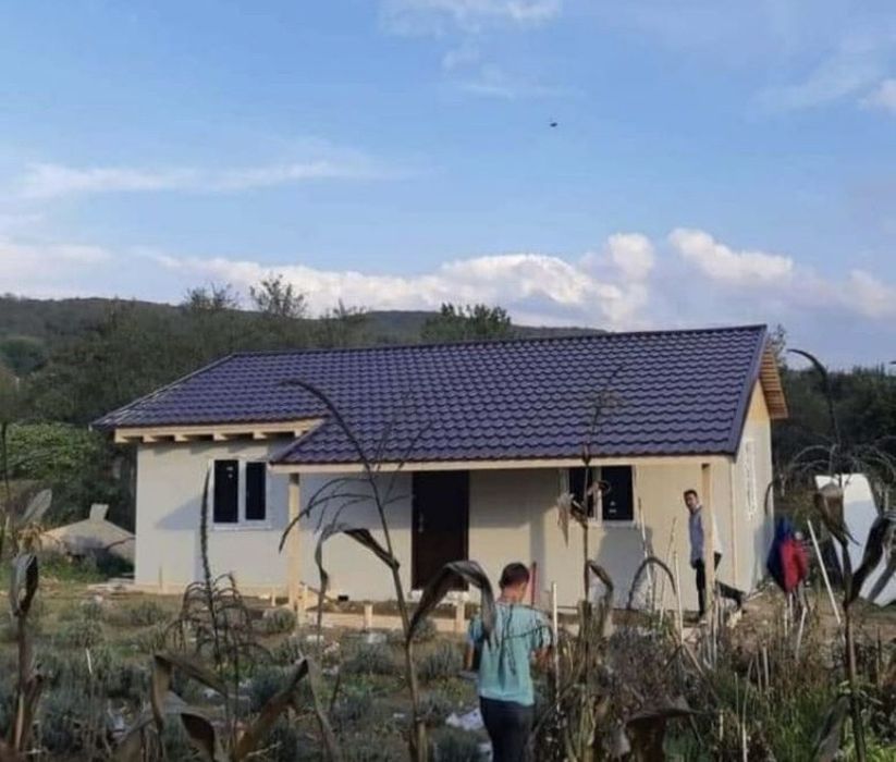 Vindem case modulare la comanda clientului