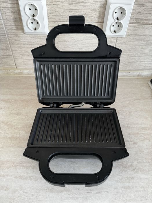Sandwich maker Tefal Ultracompact