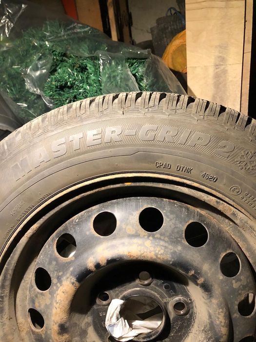 Cauciucuri de iarnă cu jante