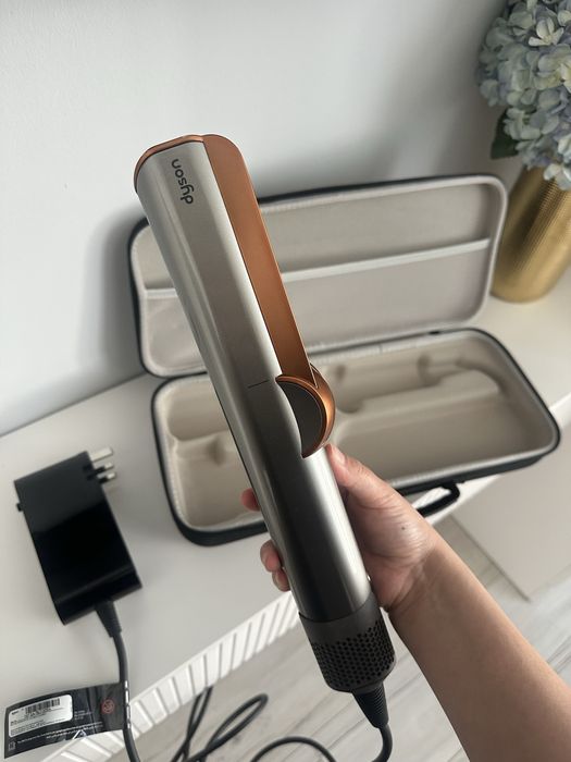 Dyson Airstrait HT01 фен-выпрямитель серебряный