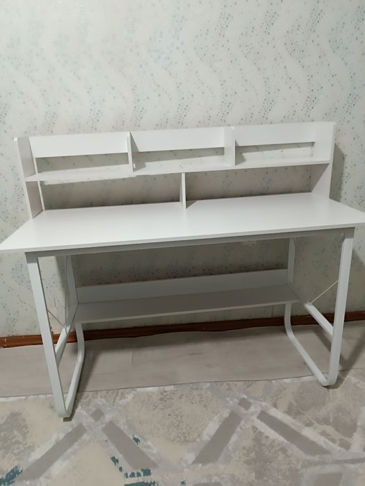 Стол для компьютера, парта, письменный стол