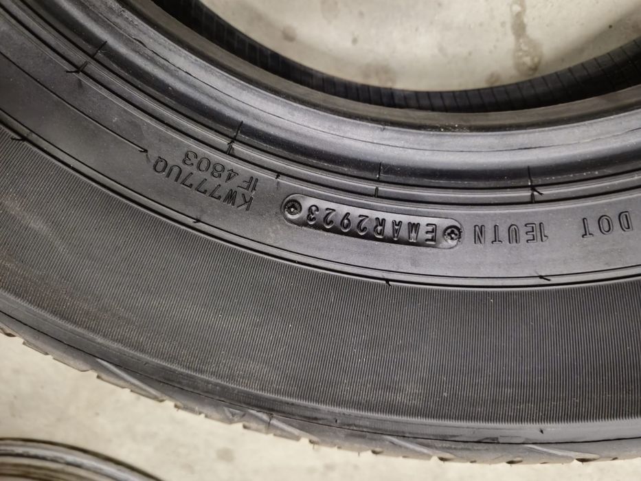 4 anvelope vara noi Dunlop 195 80 15