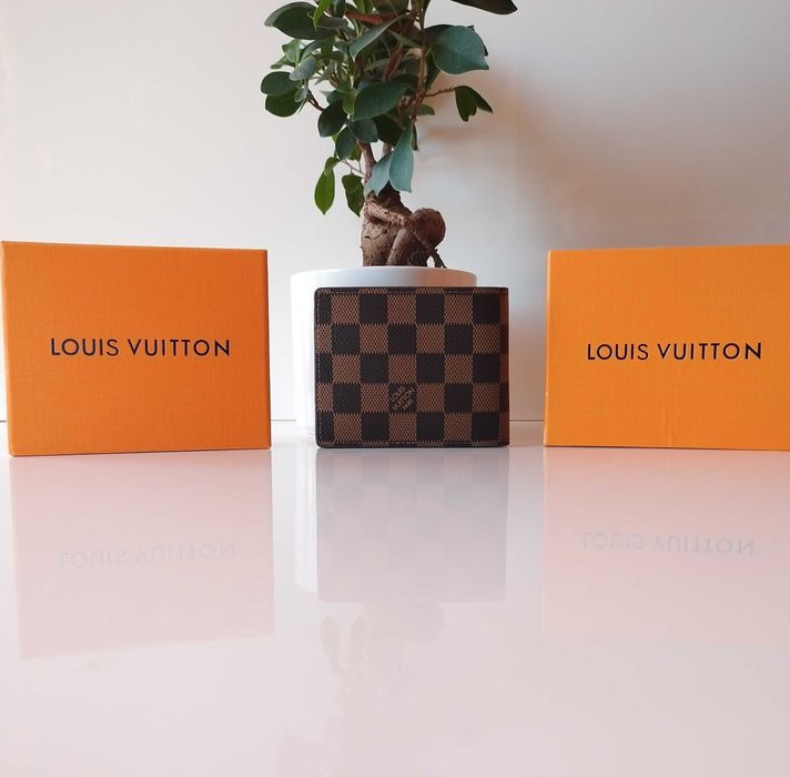 Louis Vuitton кафяви и черни портфейли