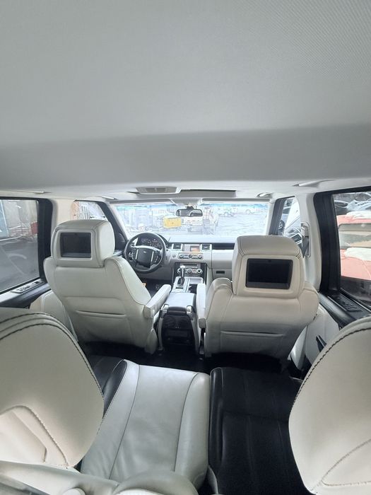 Range Rover 2010 kraska petno bor