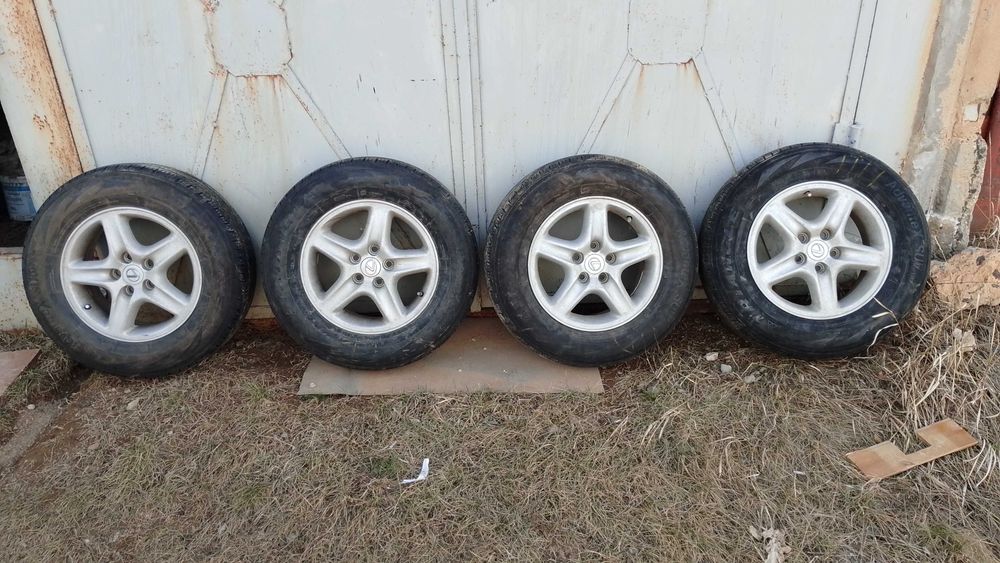 Продам диски с резиной