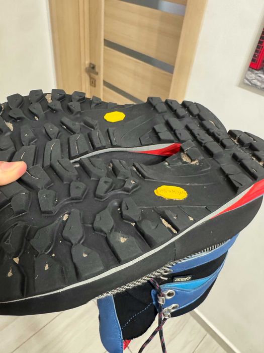 Bocanci trekking - La Sportiva Trango Guide Evo GTX