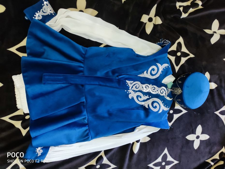 Қазақша сахнаға костюм