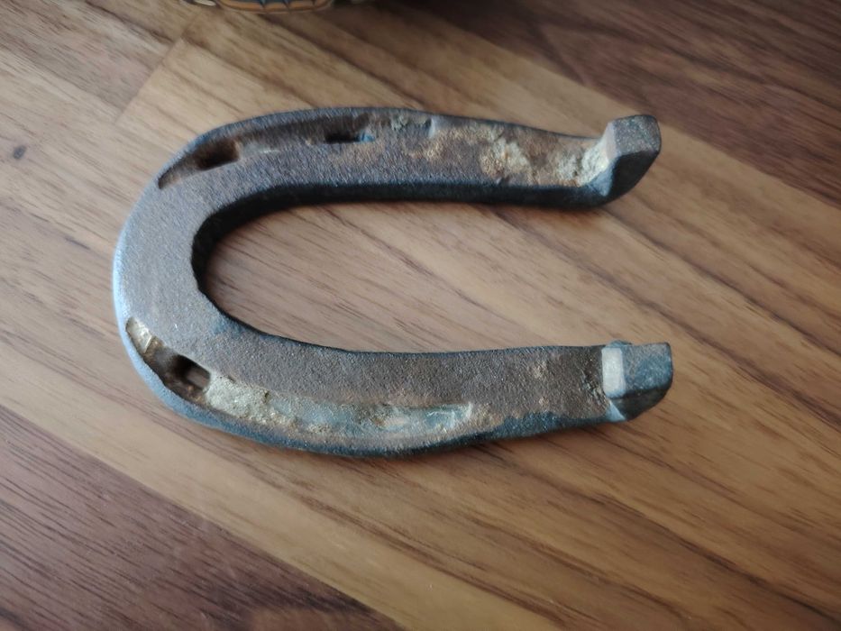 Стара подкова за късмет