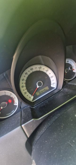 Vând KIA CEED 2008
