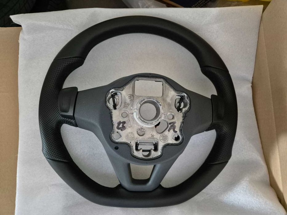 Волан за Фолксваген Golf, Tiguan, Passat, Polo,Arteon, T-rock, Touareg