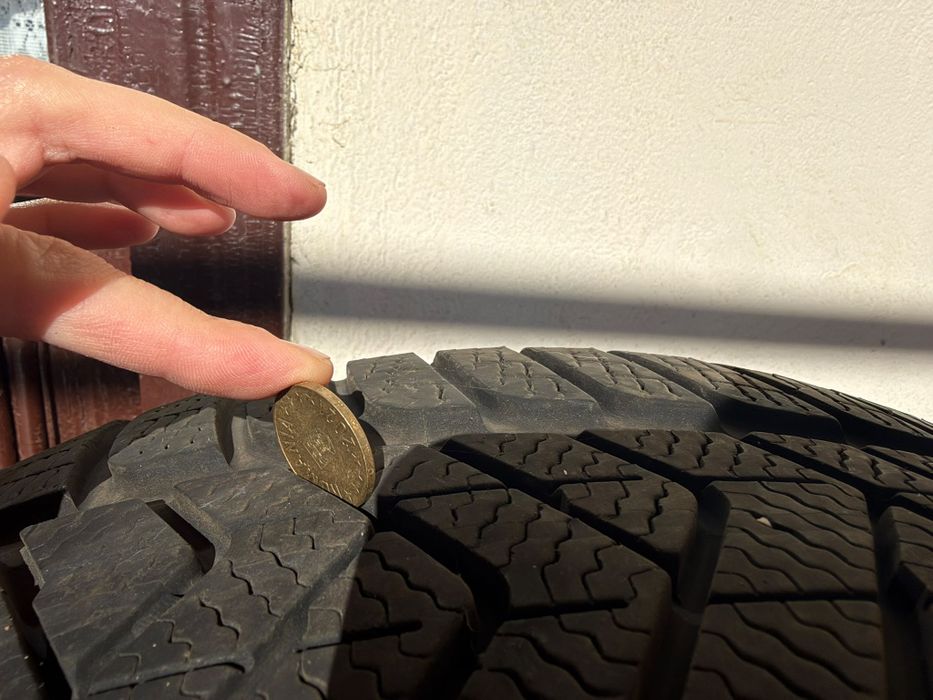 Pirelli iarna 245 40 18