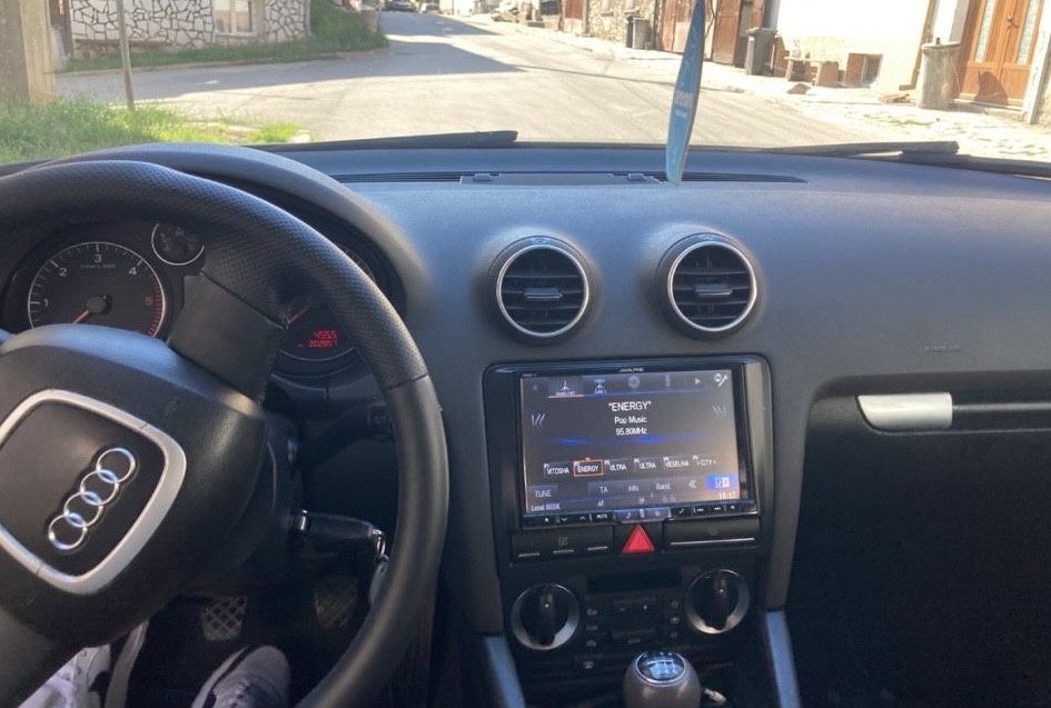 Audi A3 автомобил