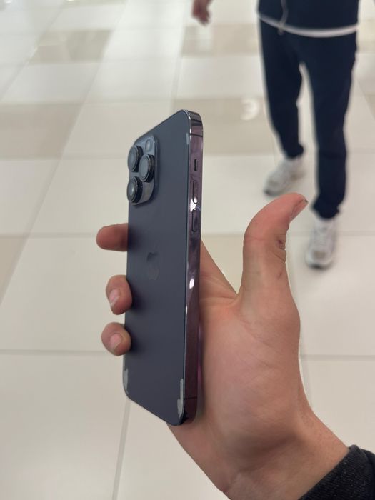 iPnone 14 pro max eSIM