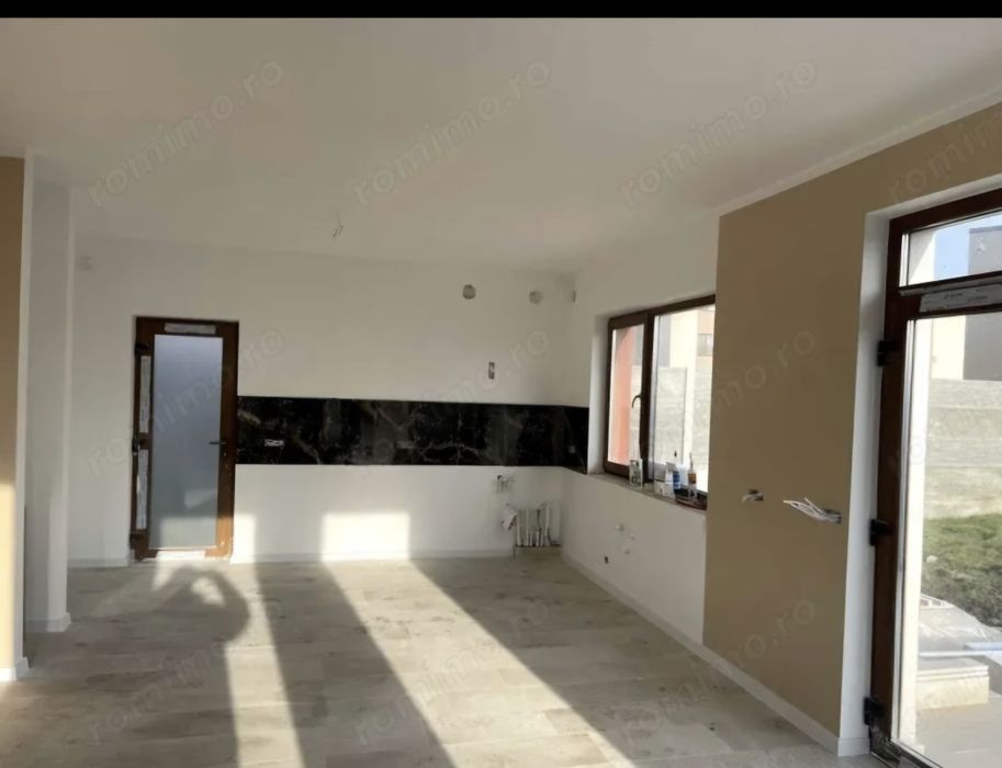 Vand casa individuala  Braytim