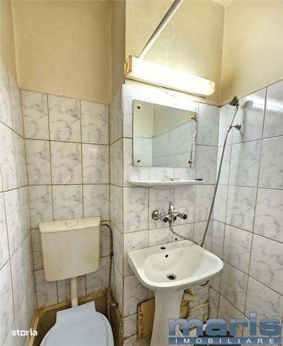 Apartament 3 camere etaj 3 cu 2 bai in Tudor Pandurilor