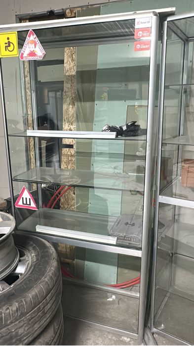 Витрина бу 2х метровый