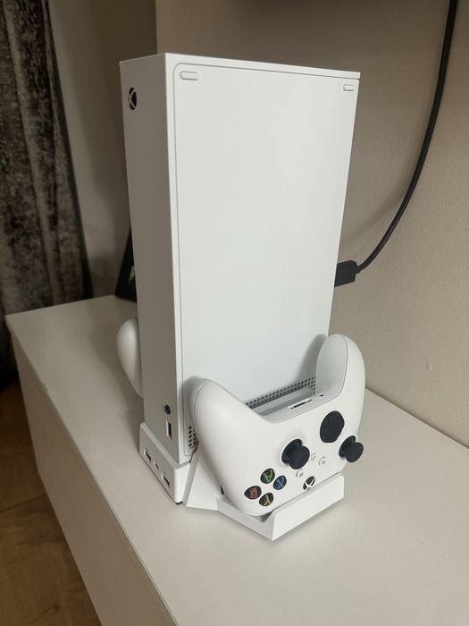 Продам Xbox series S