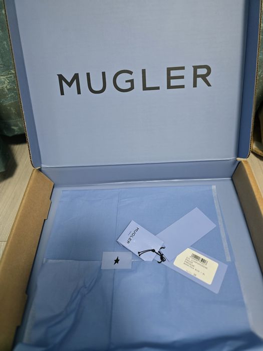 Mugler blugi noi