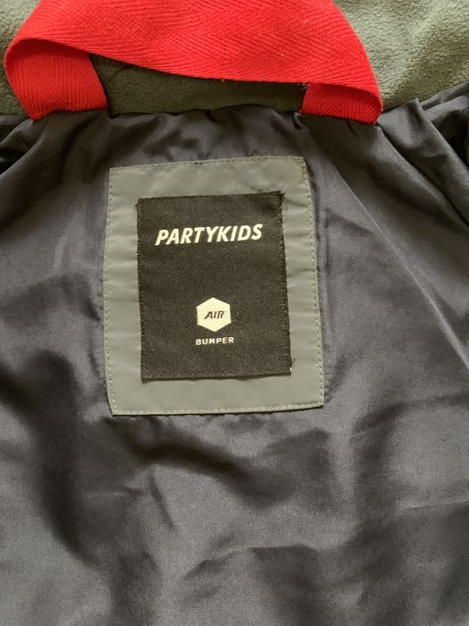 Пуховик зимний продам