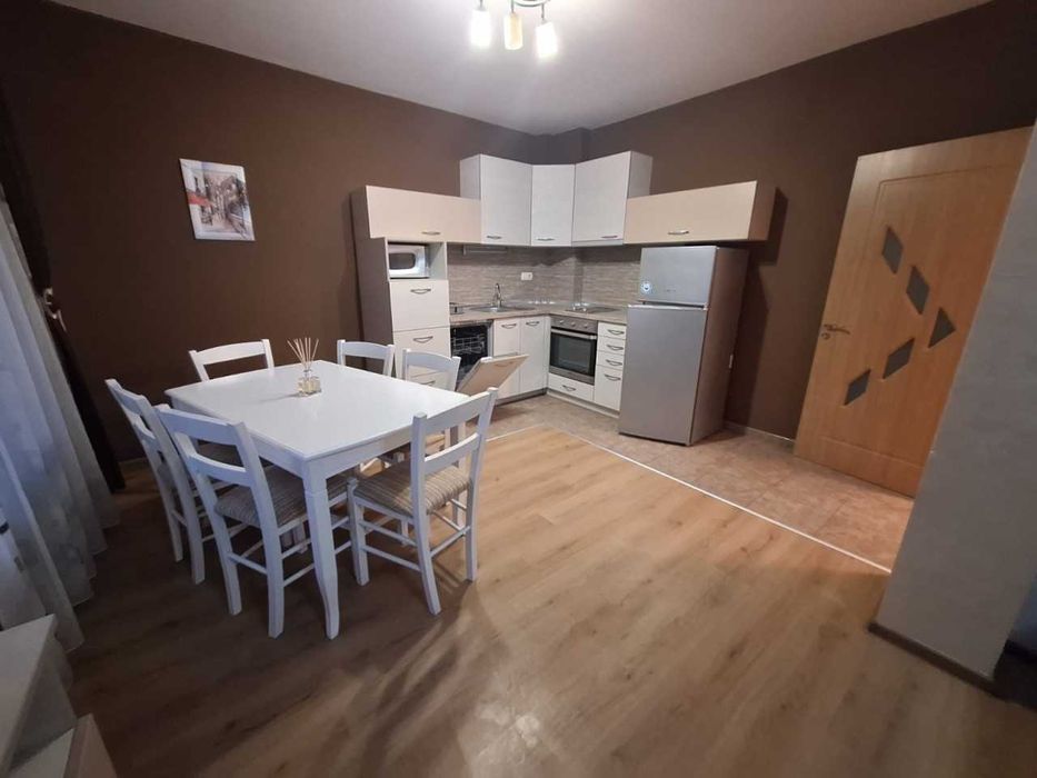 Продава се Двустаен апартамент в Пловдив, Каменица 1 - 65 кв.м за 2385 €/кв.м - Снимка #2