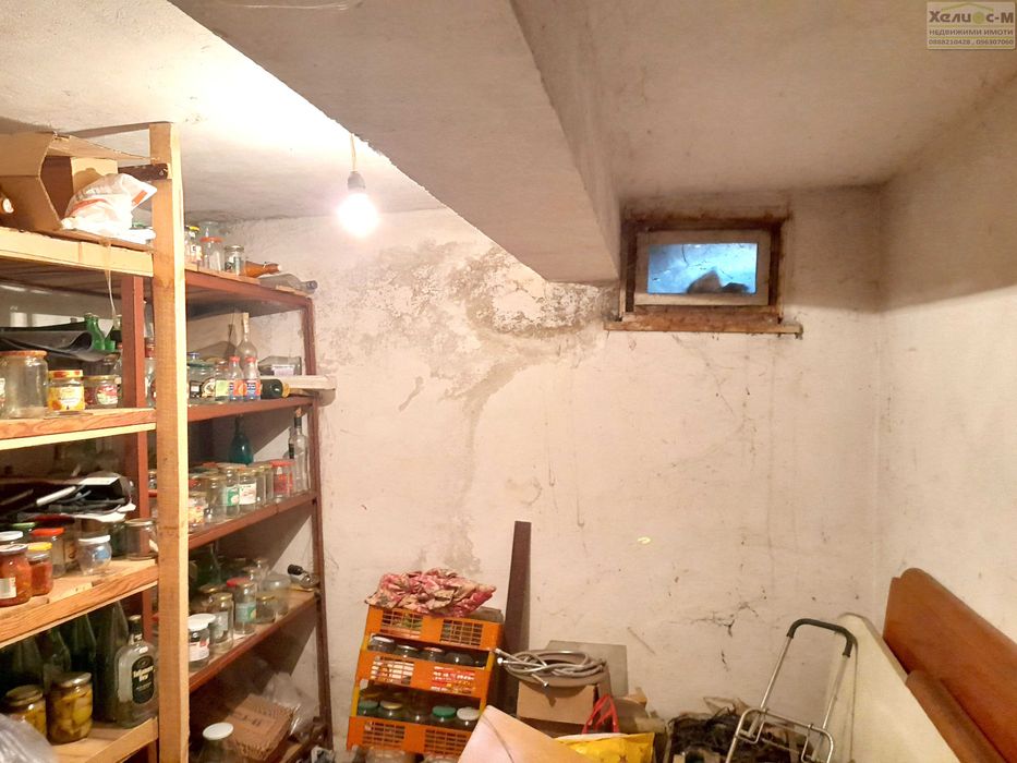 Апартамент с 3 спални, Езикова гимназия и Парк Монтанезиум, гр.Монтана