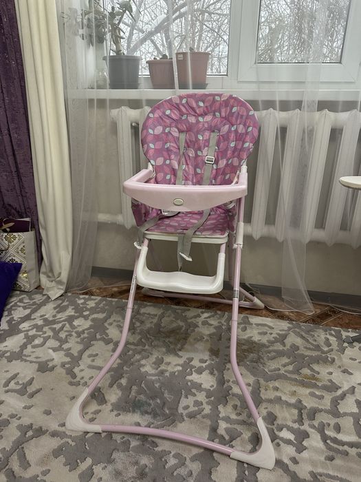 Продам детский столик