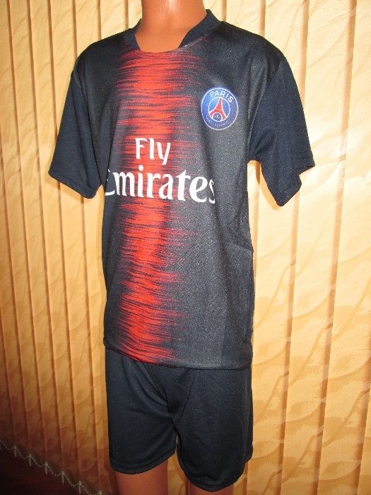 Детски екипи РЕТРО ПСЖ Неймар ХС размер / Ливърпул Салах 116 размер