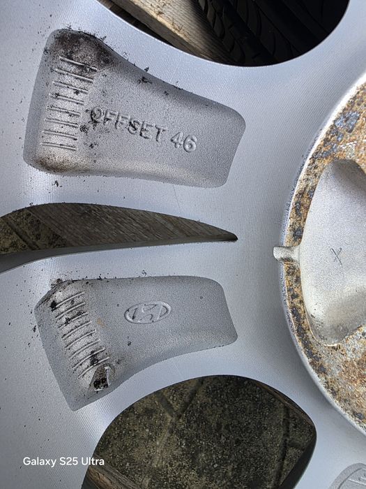 Лети джанти 14ки 4х100 Hyundai + летни гуми 175/60/14 Hankook