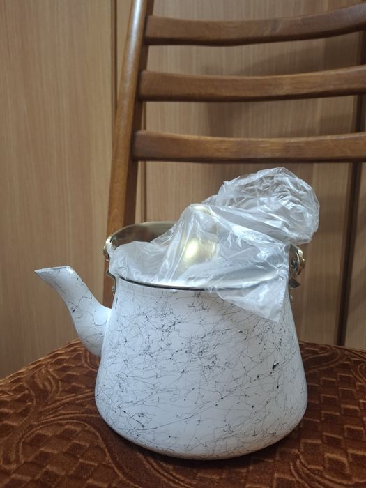 Чайник 1л,3л продам